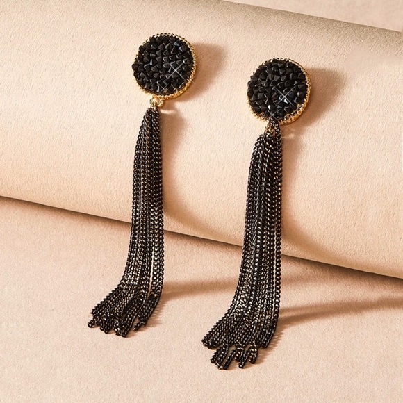 black crushed crystal gold earrings - Picture 3 of 10